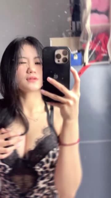 Bokep Indo Kicau mania 5 mandi di kamar kos