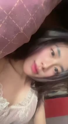 Bokep Indo ( caca tiktok ) gagahi pacar di kamar mandi