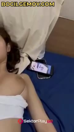 Bokep Indo buka baju di kebun bikin nagih