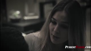Bokep Indo kena gilir di kamar sendiri