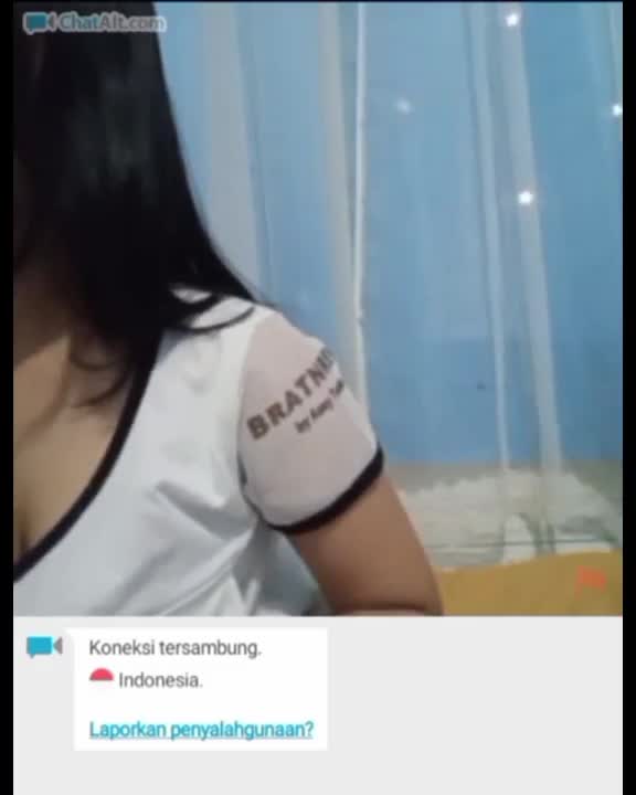 Bokep Indo OmeTv Tuan Teh Malay kena gilir di toilet umum bikin nagih