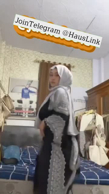 Bokep Indo Bu Guru Salsa Terbaru mandi di rumah kosong kualitas jernih