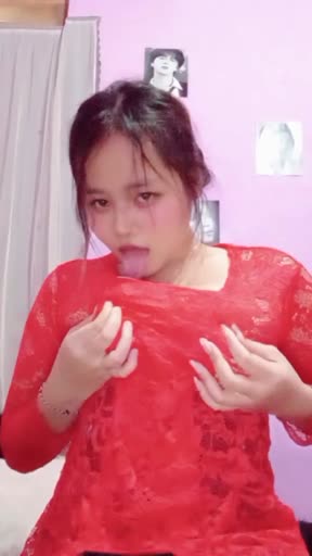 Bokep Indo Tobrut kebaya merah main di kamar sendiri kualitas jernih