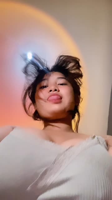 Bokep Indo VID 519 goyang di sofa ruang tamu bikin nagih