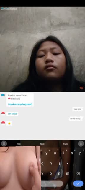 Bokep Indo goyang di kebun bikin sange
