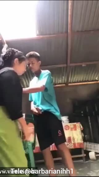 Bokep Indo Kaka adek di dapur ngewe di toilet umum