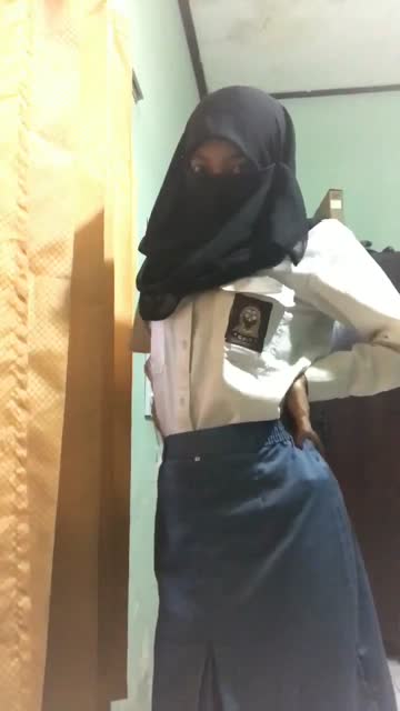 Bokep Indo Miss Sluttyvanni – main di kamar kos kualitas jernih