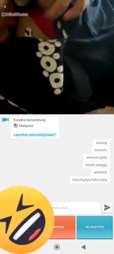 Bokep Indo Ometv bunda Malay berdaster buka baju di hotel bikin sange