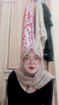 Hijab chindo pastinya isiannya bagus