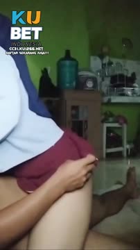 Goyangan Adik Jilbab Ngewe di Rumah Ekspresinya Gak Tahan