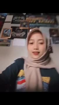KARTINI Hijab Doyan Sotong main di villa kualitas jernih