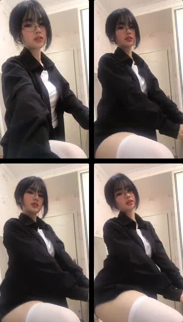 Bokep Indo Cika Kacamata – gagahi pacar di warnet