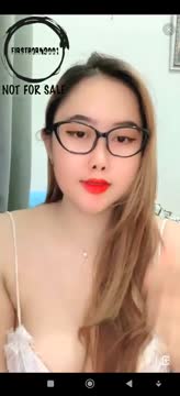 Live Show Vior Host Cantik Remas Buah Dada Godain Pascol di HOT51