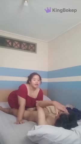Bokep Indo VID 638 gagahi pacar di sofa ruang tamu