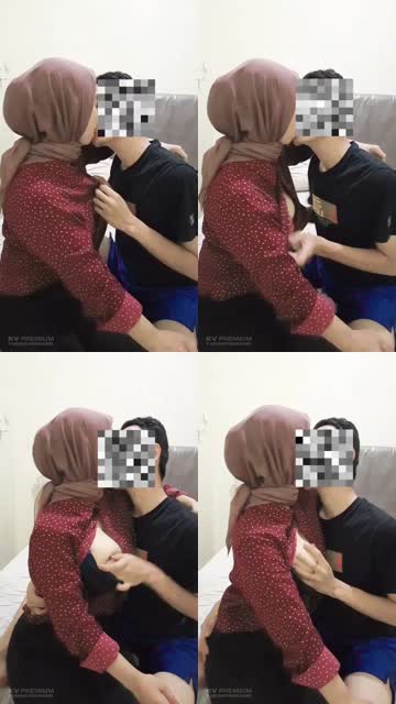 Bokep Indo Saling remas meremas striptis di kamar mandi