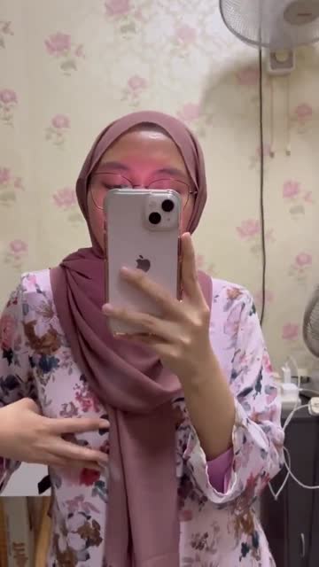 Ukhti di beliin hp baru di suruh rekam sama pacarnya