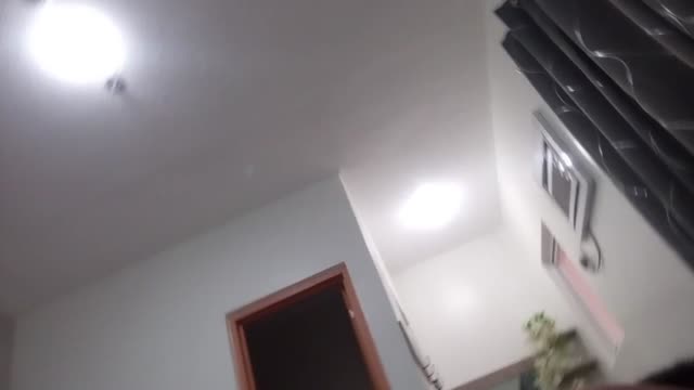 Tante Bondol Ngambek Berondongnya Gak Mau Gantian di Atas