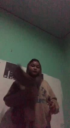Hijab Chubby 1 – gagahi pacar di sofa ruang tamu bikin sange