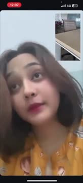 Live Show VCS Izza Dilla Cewek Bondol Seleb Mendalami Adegan Tiktok