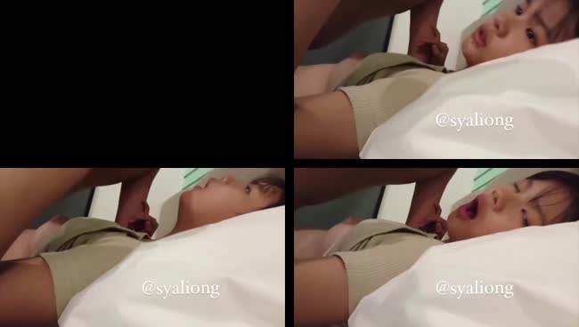 Bokep Indo Syaliong 01 colmek di kamar mandi