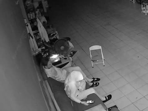 Bokep Indo kena gilir di warnet