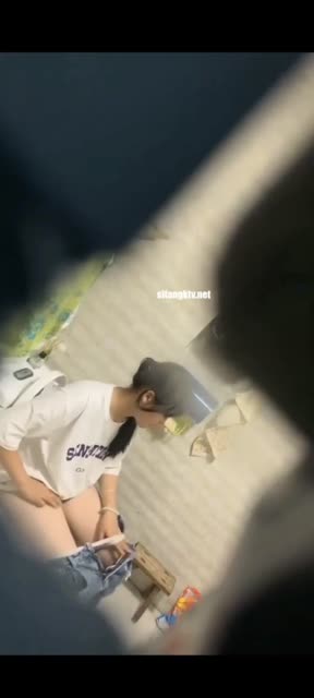 Bokep Skandal Ngintip cindo lagi mandi
