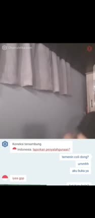 Bokep Indo OmeTV ngemut permen remas toket di kebun full video