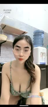 Coryna Pake Kacamata Daster Hijau Show Tetek Gede Imut