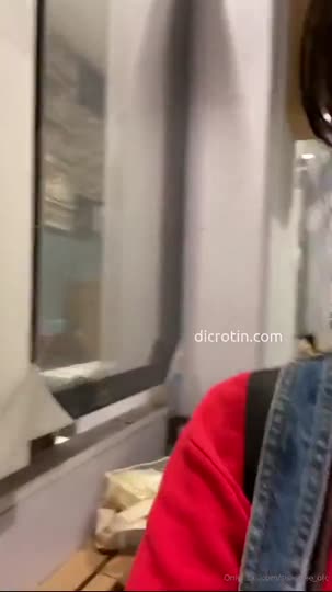 Bokep Indo Siskaeee Exib pap Tobrut Di Toko Lukisan