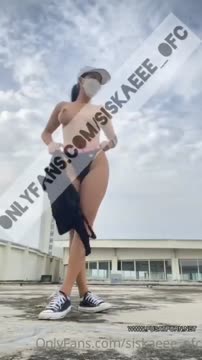 Bokep Indo Siskaeee eksib remas toket di villa tanpa sensor