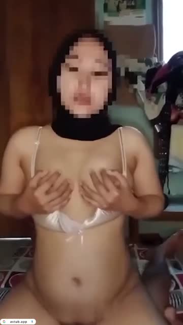Bokep Jilbab JilbabSantuyWOTKagetKeluarBanyak