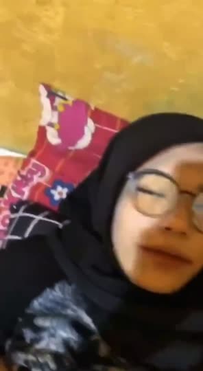 Dera Anjela Crot Muka pamer body di villa terbaru viral