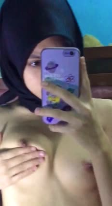 Live Show Talent Tania – gagahi pacar di warnet