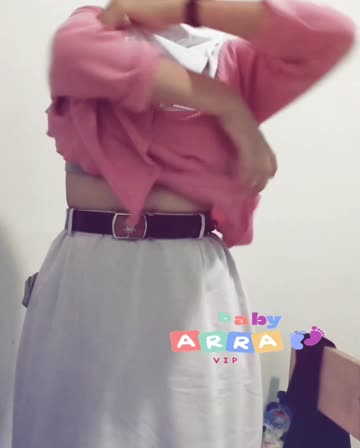 Bokep Indo (Qistaz) desah manja di sofa ruang tamu