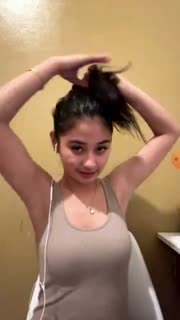 Bokep Indo Crotch Insight Salsa Tiktok goyang di toilet umum bikin nagih