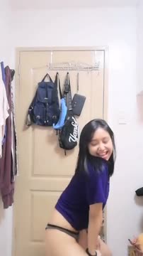 Goyangan Maut Sampe Bugil – sange berat di villa sampai keluar