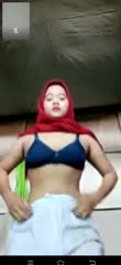 HIJAB EMIASTIAA – servis om di villa kualitas jernih