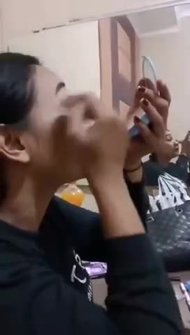 Binor Jilbab Selingkuh 01 striptis di kebun sampai lemas