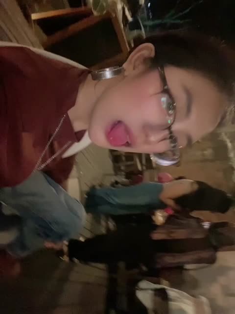 Bokep Indo ( caca tiktok ) goyang di ruang tamu sampai keluar
