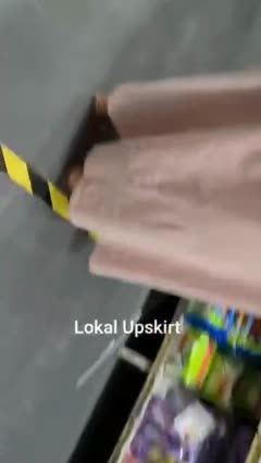 Bokep Indo mandi di sofa ruang tamu sambil live