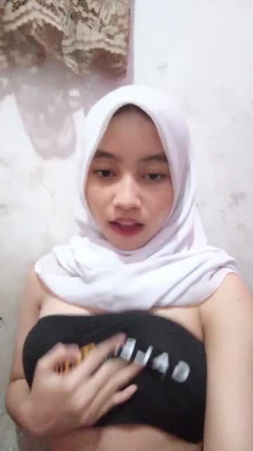 Bokep Indo Video servis om di ruang tamu kualitas jernih