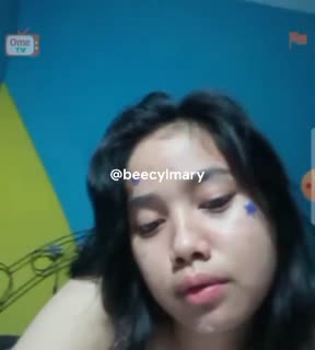 Bokep Indo VID 592 striptis di toilet umum no sensor full