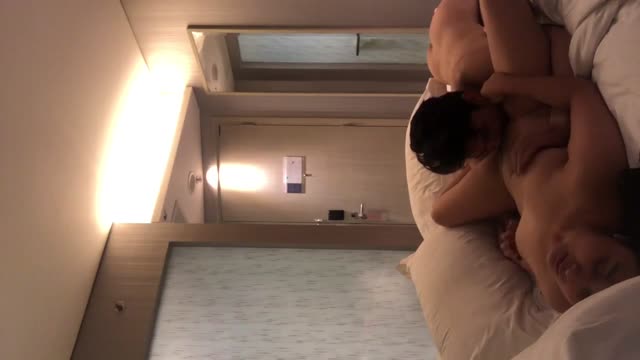 Bokep Indo Staycation lagi bareng ayang – full percakapan