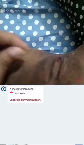 Bokep Indo Ome TV sang3 berat desah manja di kantor sambil live