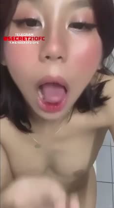 Bokep Indo Liya Tiktokers mandi di kamar sendiri
