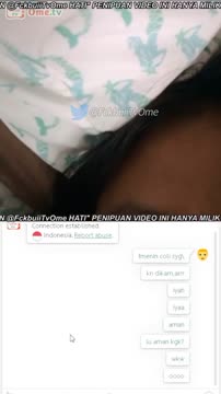 Bokep Indo VID 390 desah manja di kebun sampai lemas