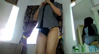 Bokep Indo Bu Guru IPA Malay – striptis di sofa ruang tamu