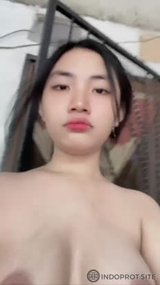 Colmek di depan teras rumah chella dini (CDI24)