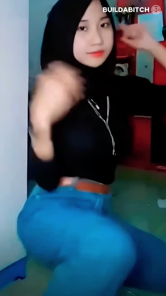 Bokep Jilbab Jilbabitam Jongkok doggy di kamar sendiri nikmat banget