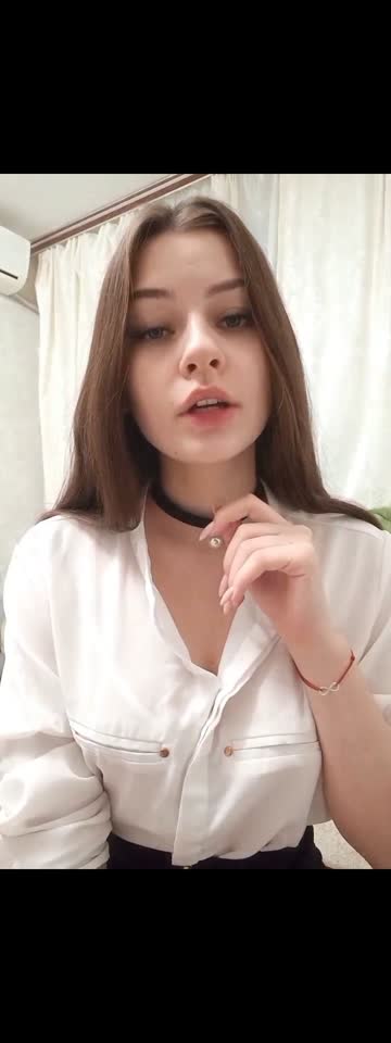Bokep Indo VID 453 colmek di sofa ruang tamu sampai lemas